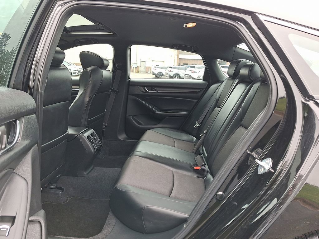 Used 2022 Honda Accord Sport image 12