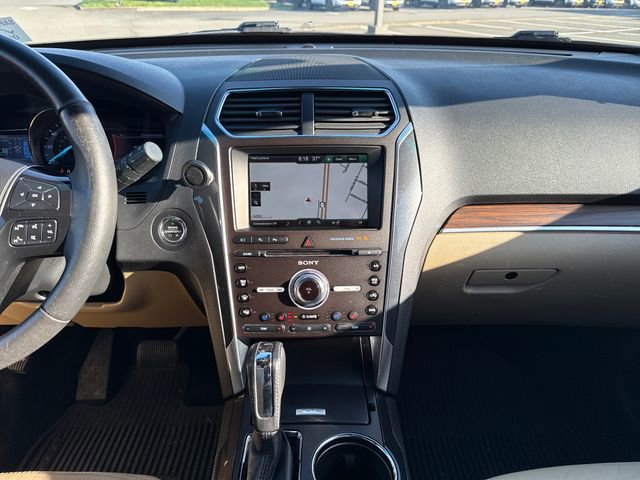 Used 2016 Ford Explorer Limited w/ Equipment Group 301A image 27
