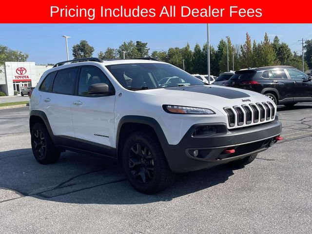 Used 2017 Jeep Cherokee Trailhawk AWD/4WD image 7
