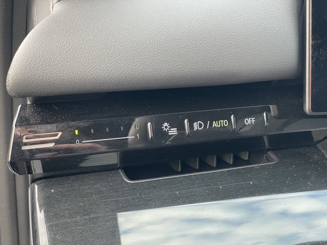 Used 2026 BMW 530i xDrive image 16