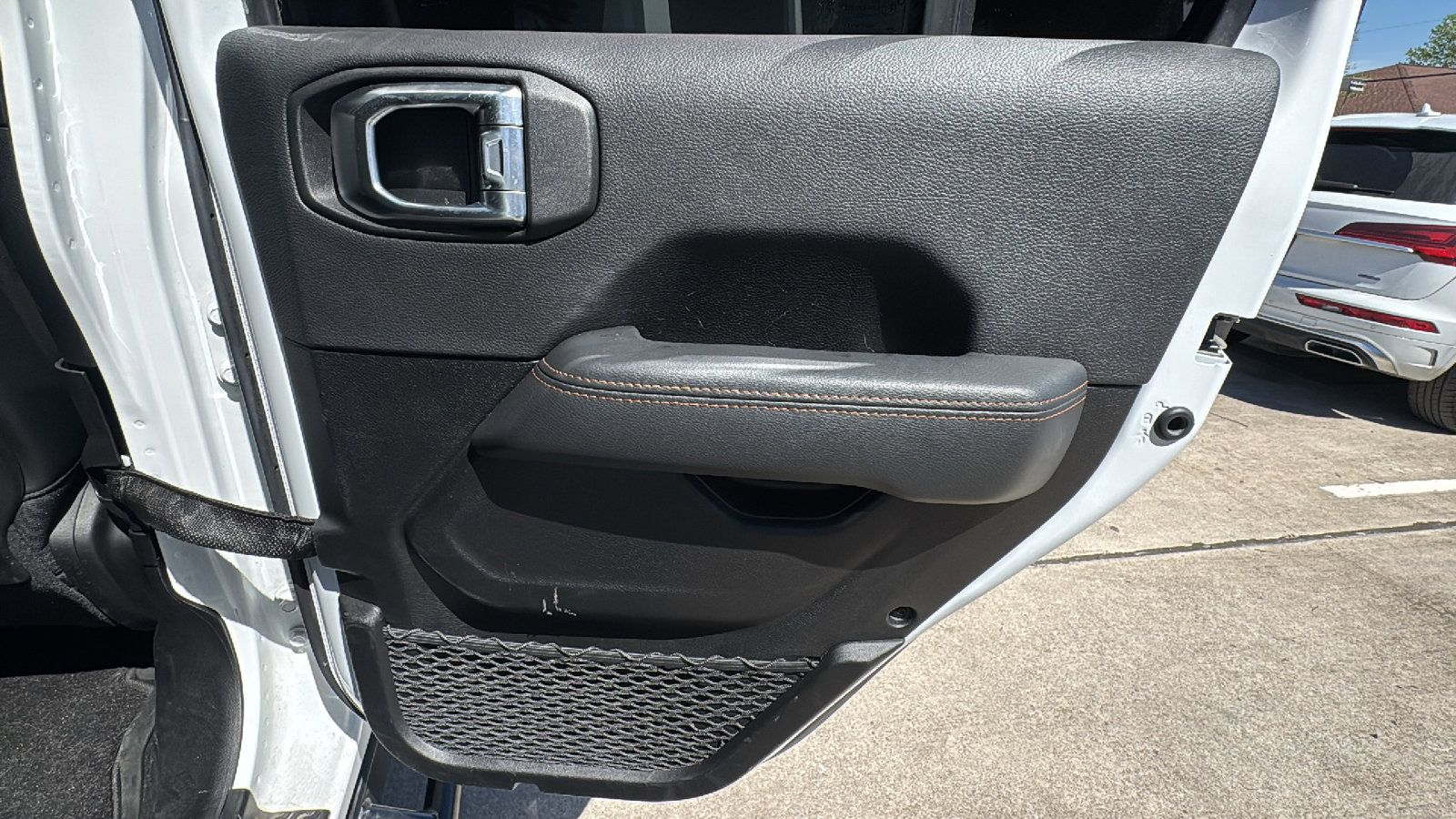 Used 2023 Jeep Wrangler Rubicon 392 w/ Trailer Tow Package image 27