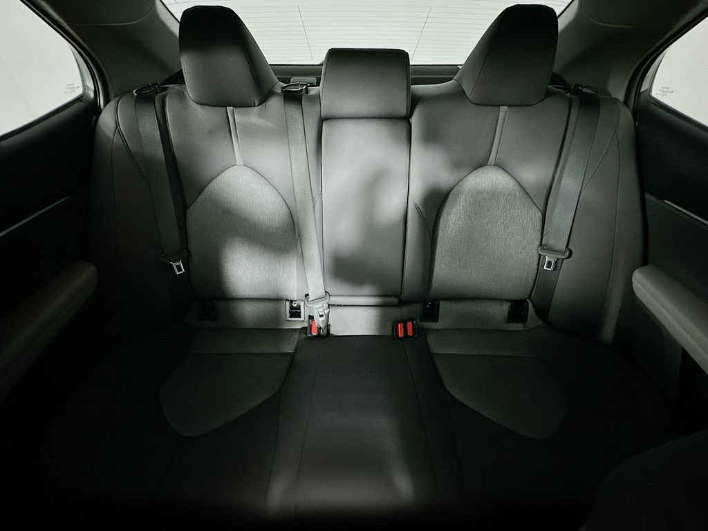 Used 2023 Toyota Camry LE FWD image 13