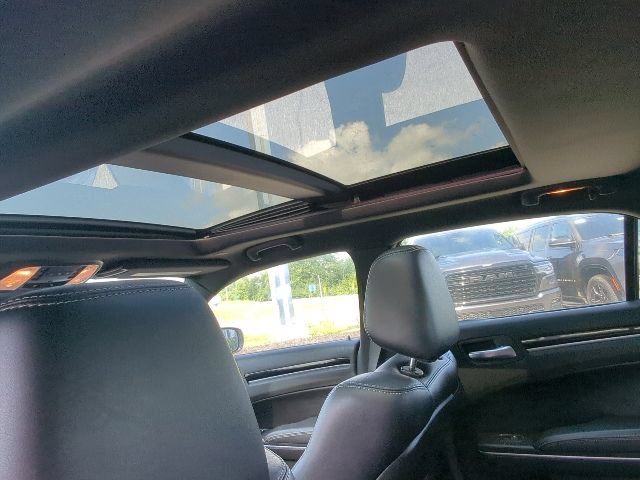 Certified 2018 Chrysler 300 S w/ 300S Premium Group RWD image 11