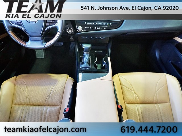 Used 2024 Lexus ES 300h Ultra Luxury w/ Accessory Package (Z2) FWD image 25