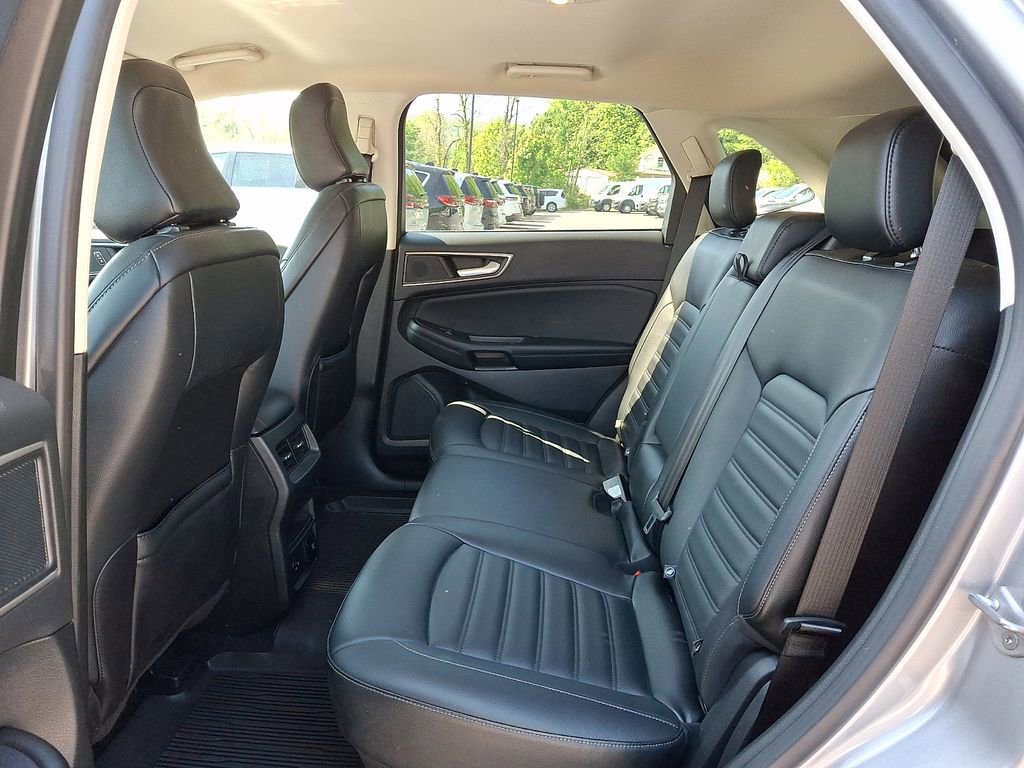 Used 2022 Ford Edge SEL w/ Convenience Package AWD/4WD image 14