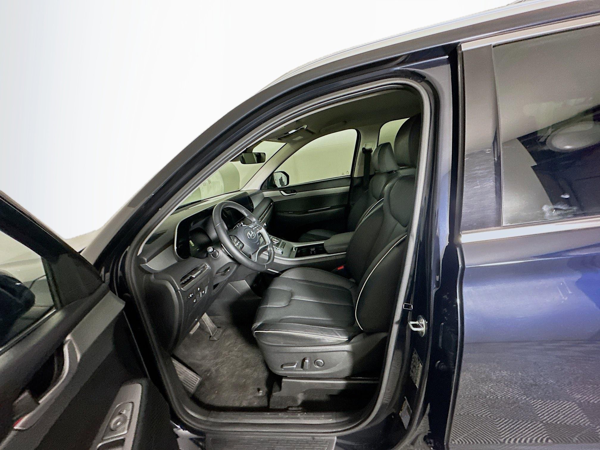 Used 2025 Hyundai Palisade SEL image 13