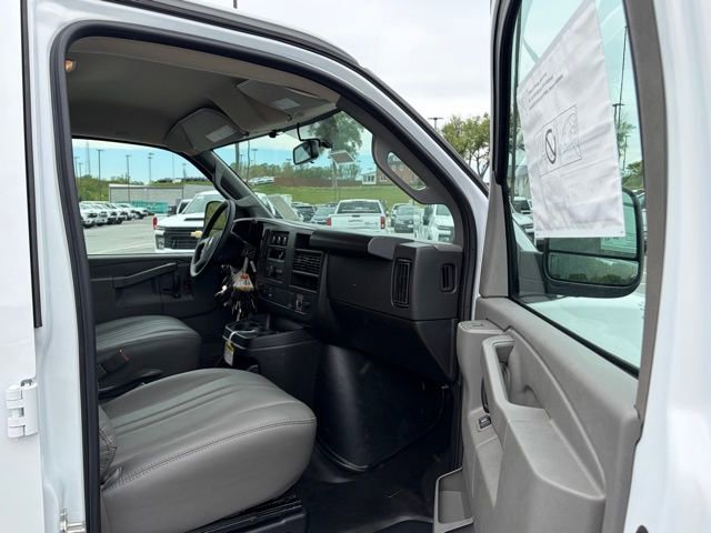 New 2026 Chevrolet Express 2500 w/ Driver Convenience Package RWD image 27