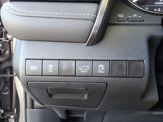 Used 2024 Toyota Camry SE image 21