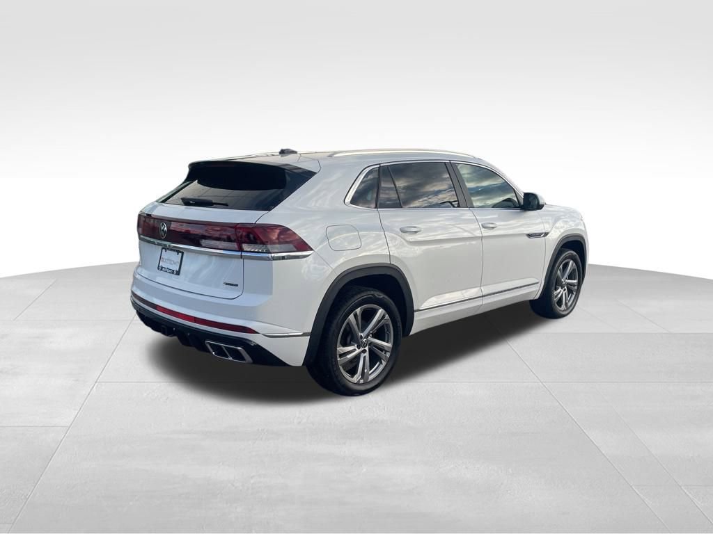 Used 2024 Volkswagen Atlas Cross Sport SEL R-Line image 8
