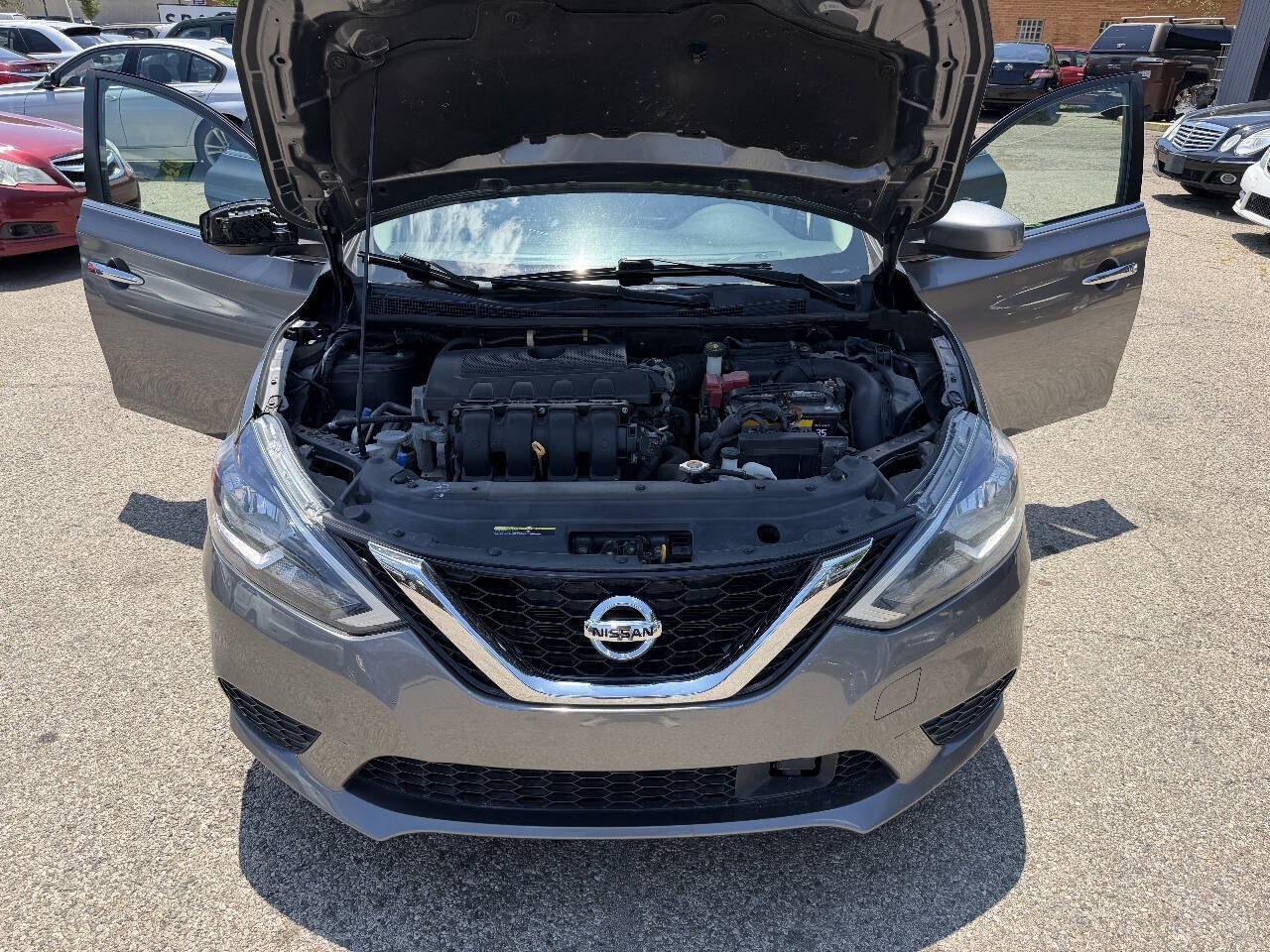 Used 2018 Nissan Sentra SV FWD image 16