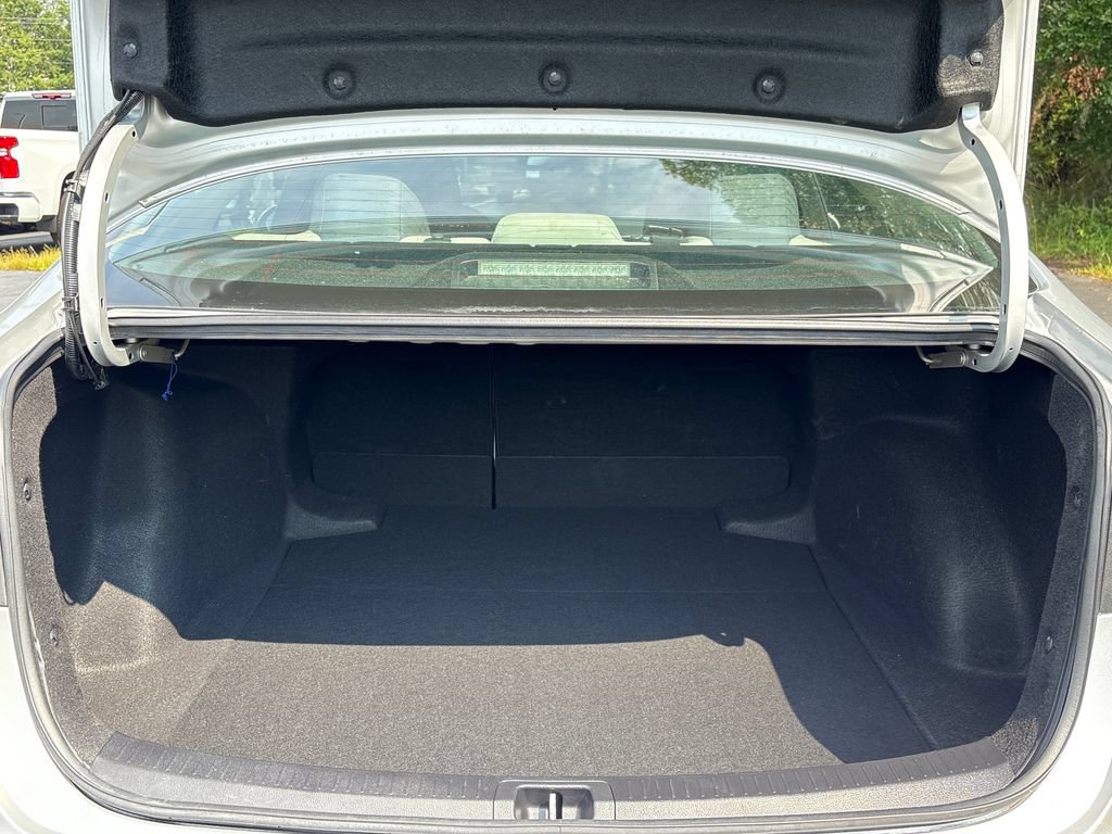 Used 2023 Toyota Corolla LE FWD image 24