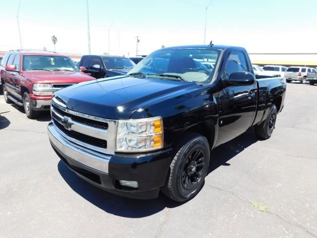 Used 2007 Chevrolet Silverado 1500 W/T image 3
