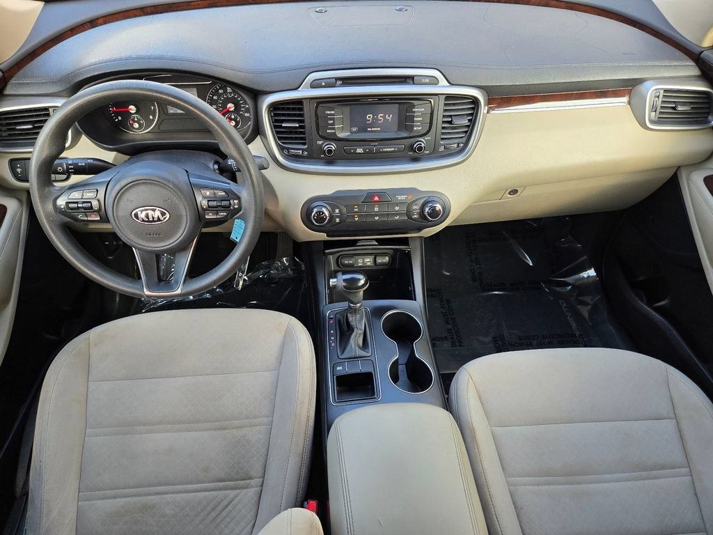 Used 2016 Kia Sorento FWD image 15