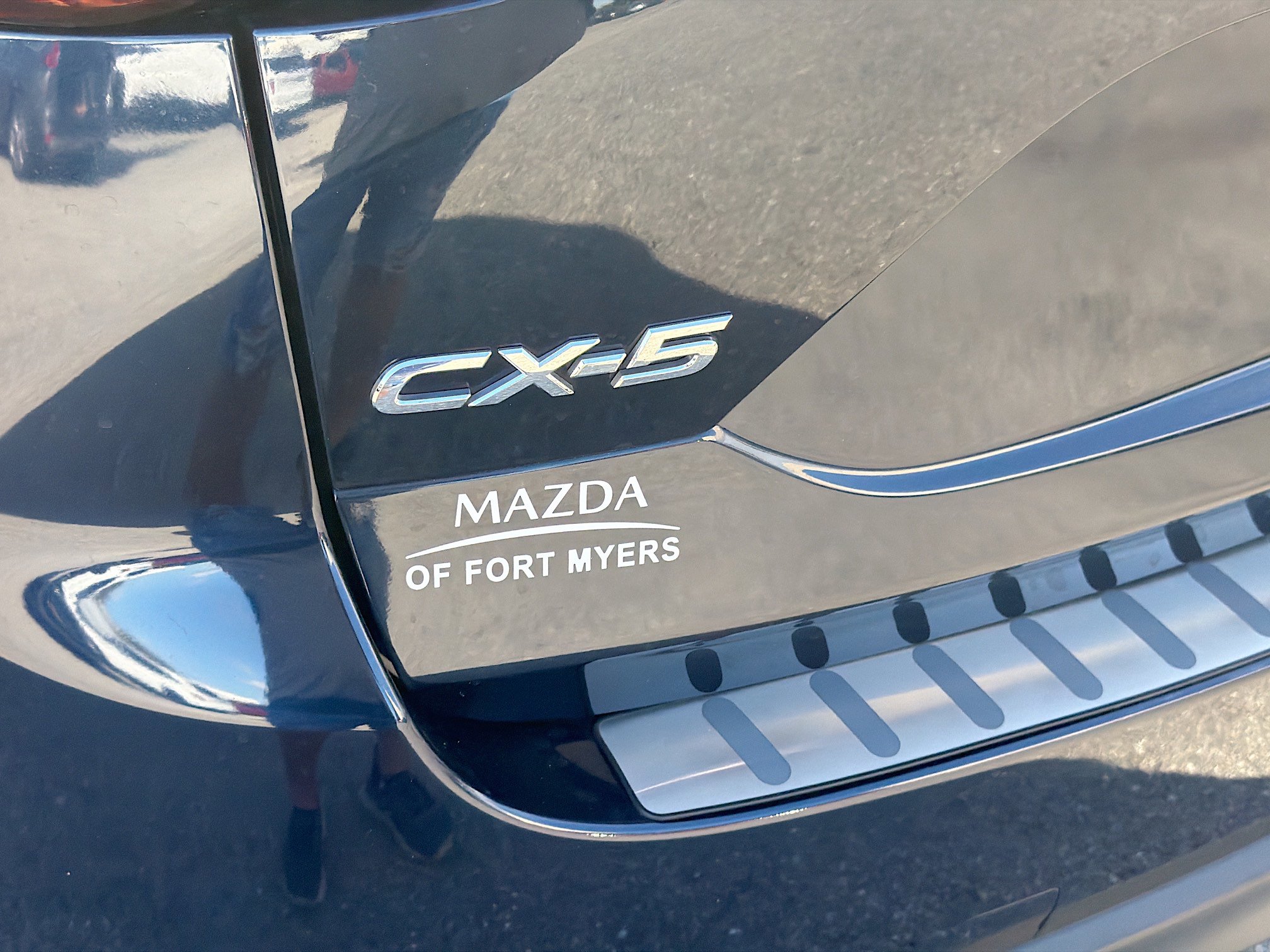 Used 2017 MAZDA CX-5 Touring image 11