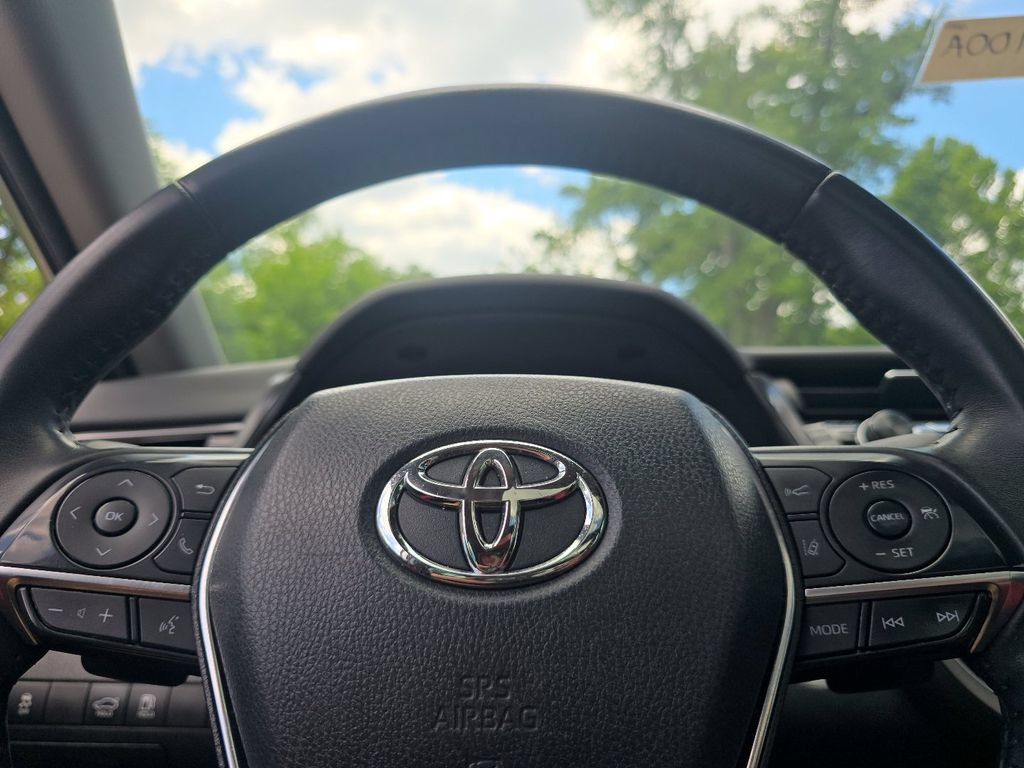 Used 2019 Toyota Camry XSE FWD image 25
