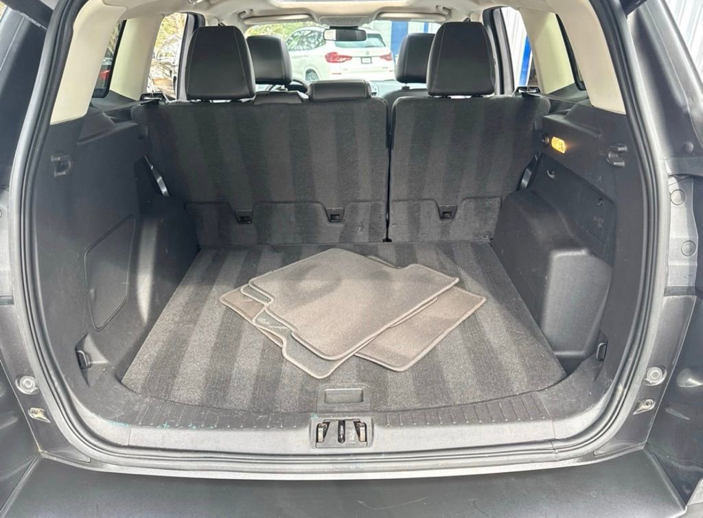 Used 2017 Ford Escape Titanium w/ Equipment Group 301A image 17