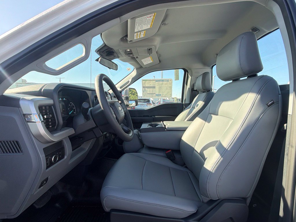 New 2027 Ford F250 XL RWD image 17