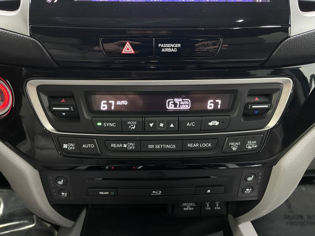 Used 2016 Honda Pilot Elite image 25