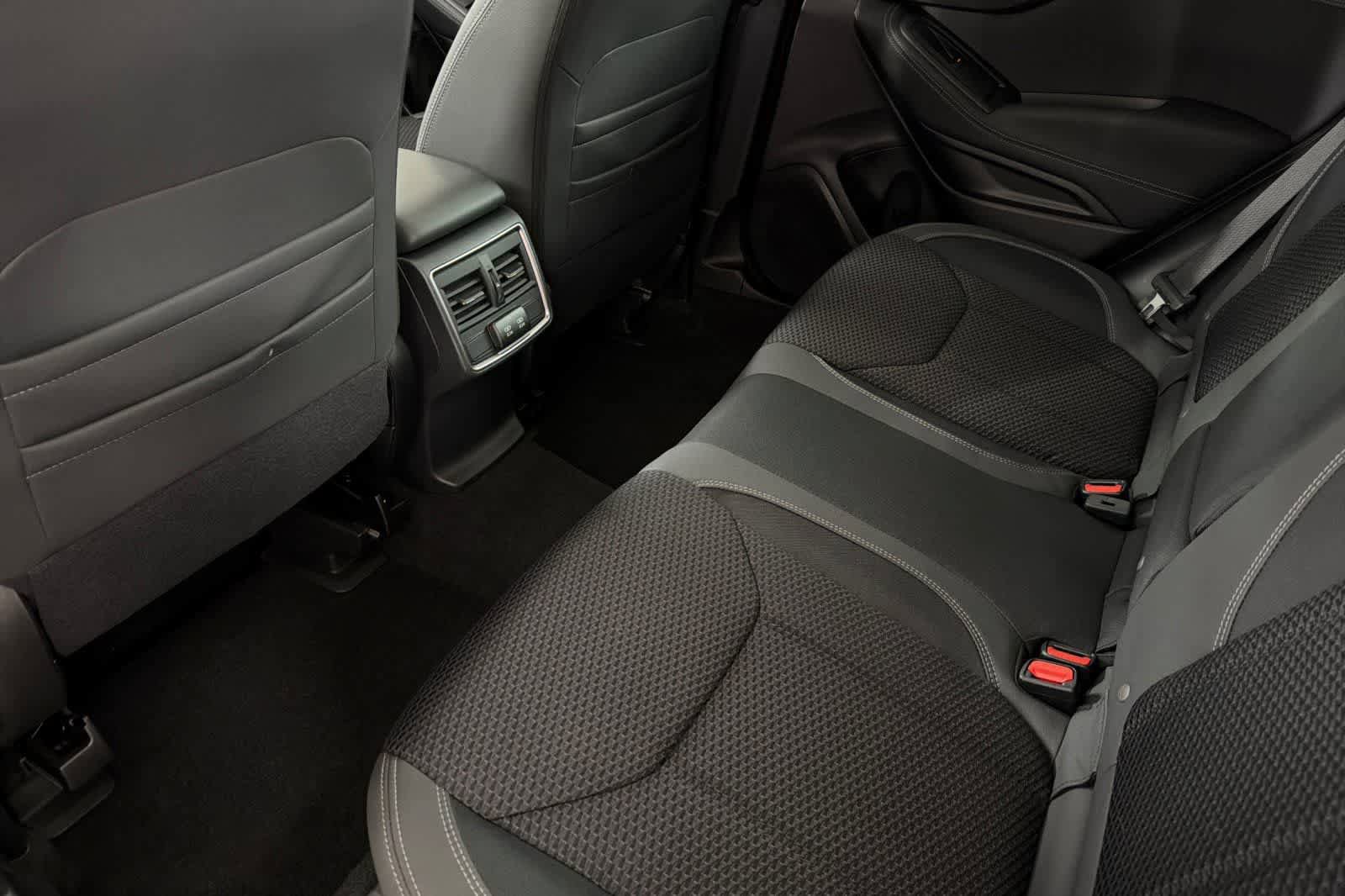 Used 2023 Subaru Forester Premium image 4