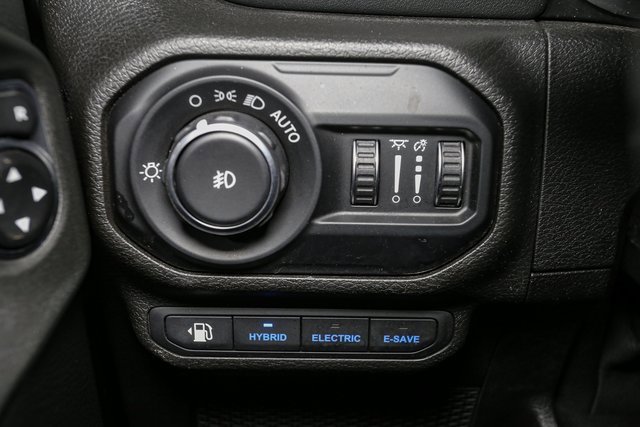 Used 2021 Jeep Wrangler Unlimited Sahara w/ Cold Weather Group image 35