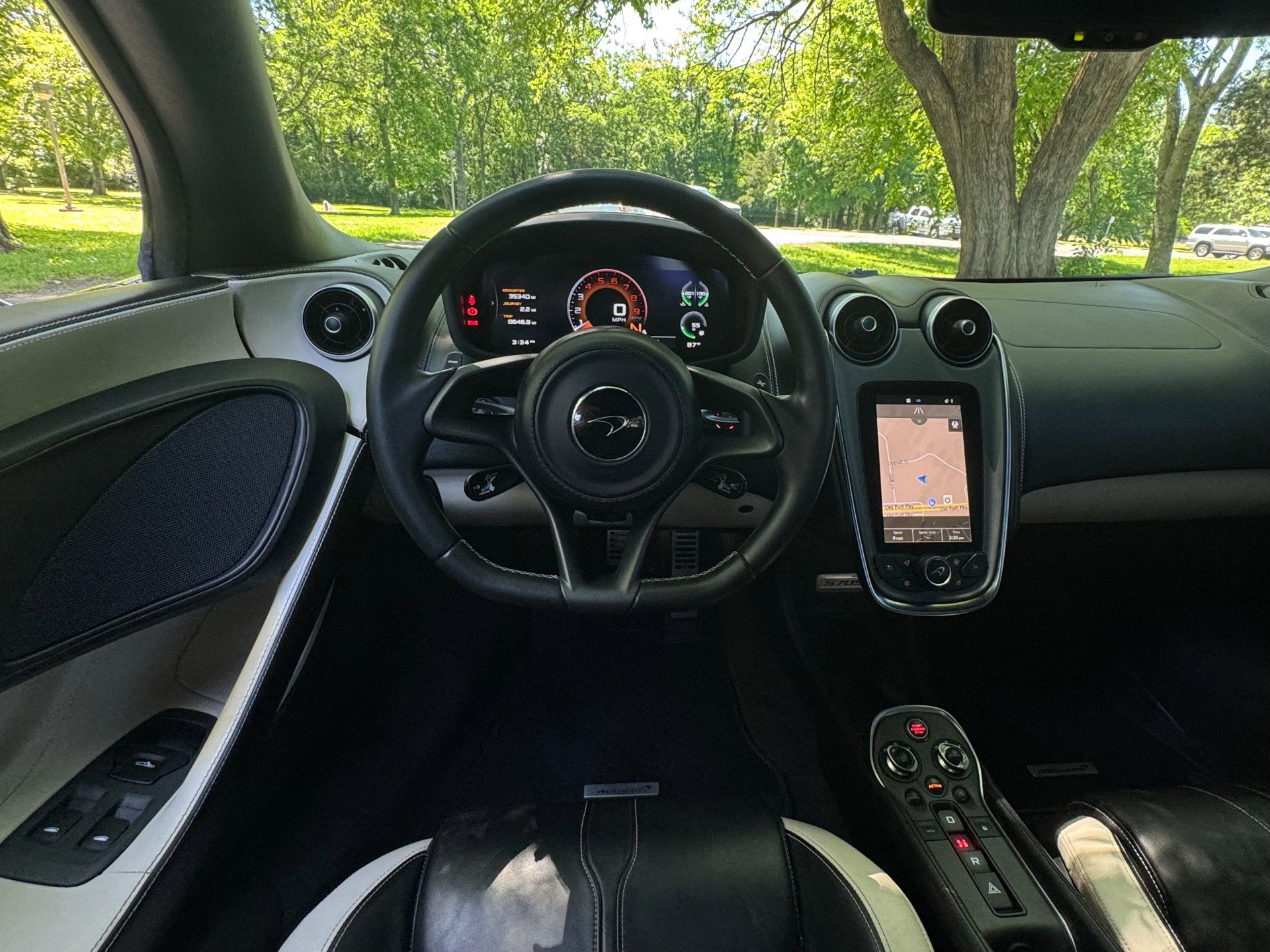 Used 2017 McLaren 570S Coupe image 48