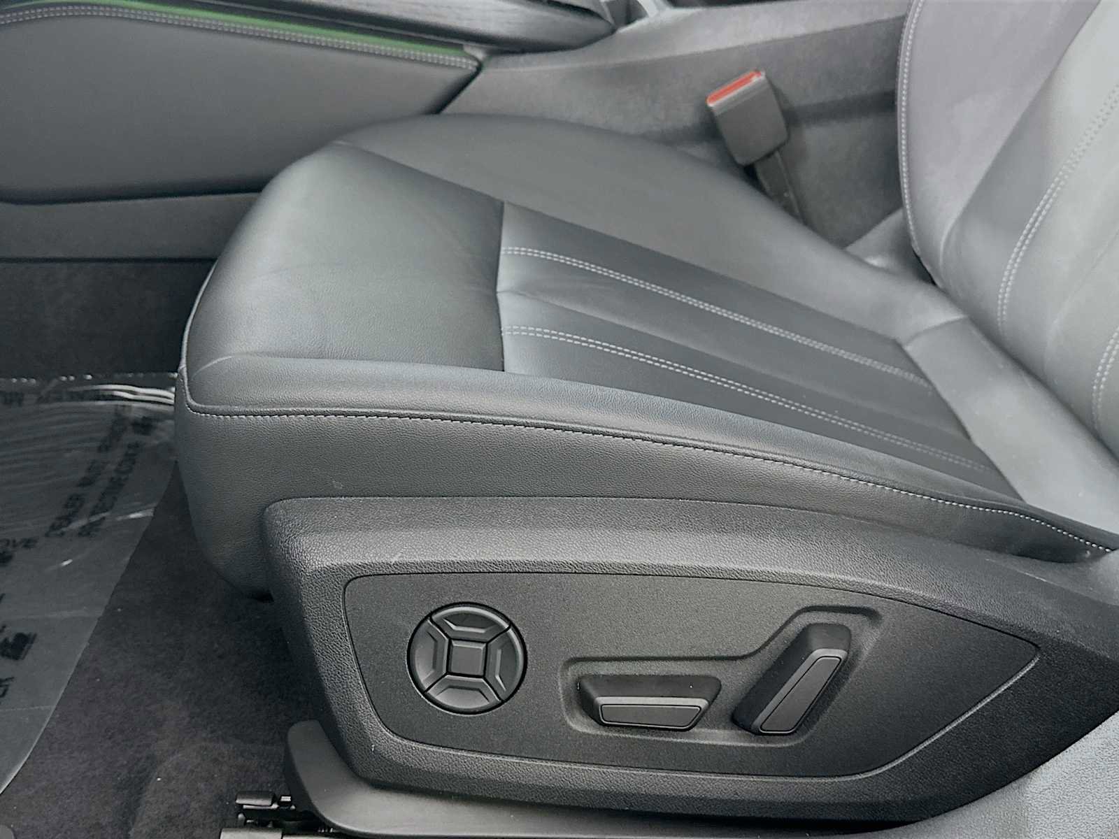 Certified 2025 Audi A5 2.0T Premium w/ Convenience Package image 17