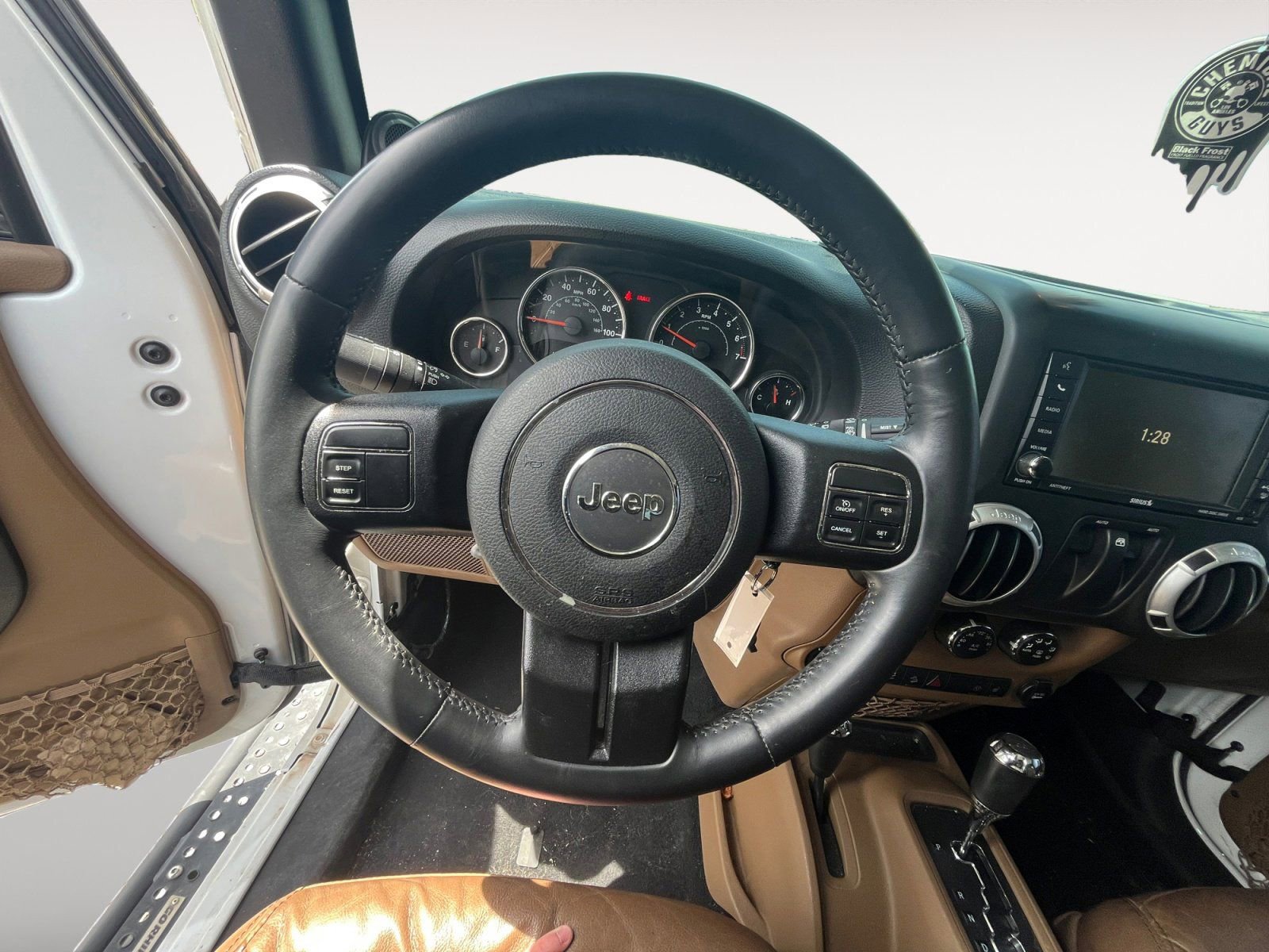 Used 2013 Jeep Wrangler Sahara w/ Dual Top Group AWD/4WD image 9
