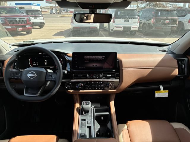 New 2026 Nissan Pathfinder Platinum FWD image 13