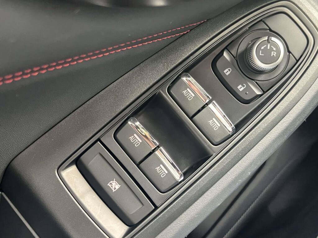 Used 2025 Subaru WRX Premium AWD/4WD image 26