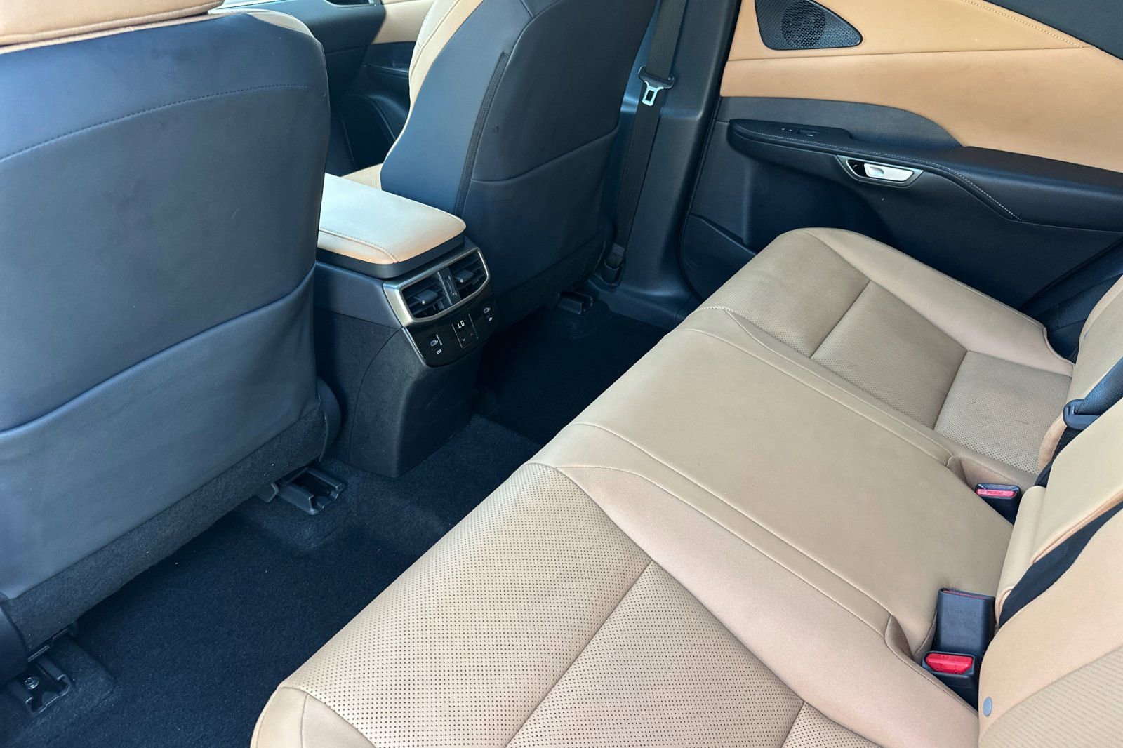 Used 2023 Lexus RX 350 Premium w/ Cold Area Package image 14