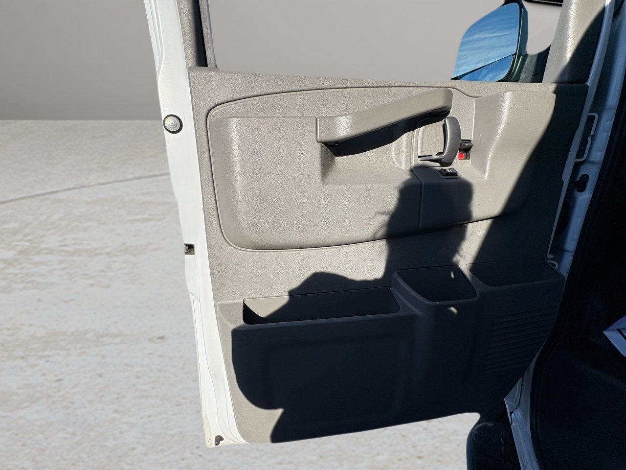 Used 2019 GMC Savana 2500 2500 135 w/ Driver Convenience Package image 27