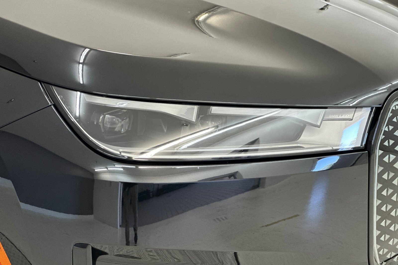 Certified 2023 BMW iX xDrive50 AWD/4WD image 12