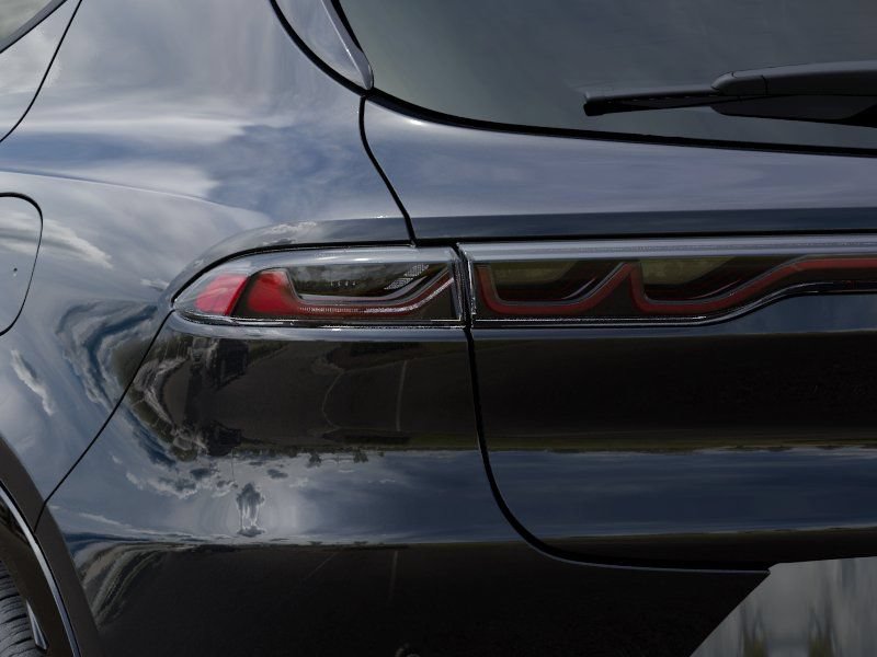 New 2025 Alfa Romeo Tonale AWD/4WD image 9
