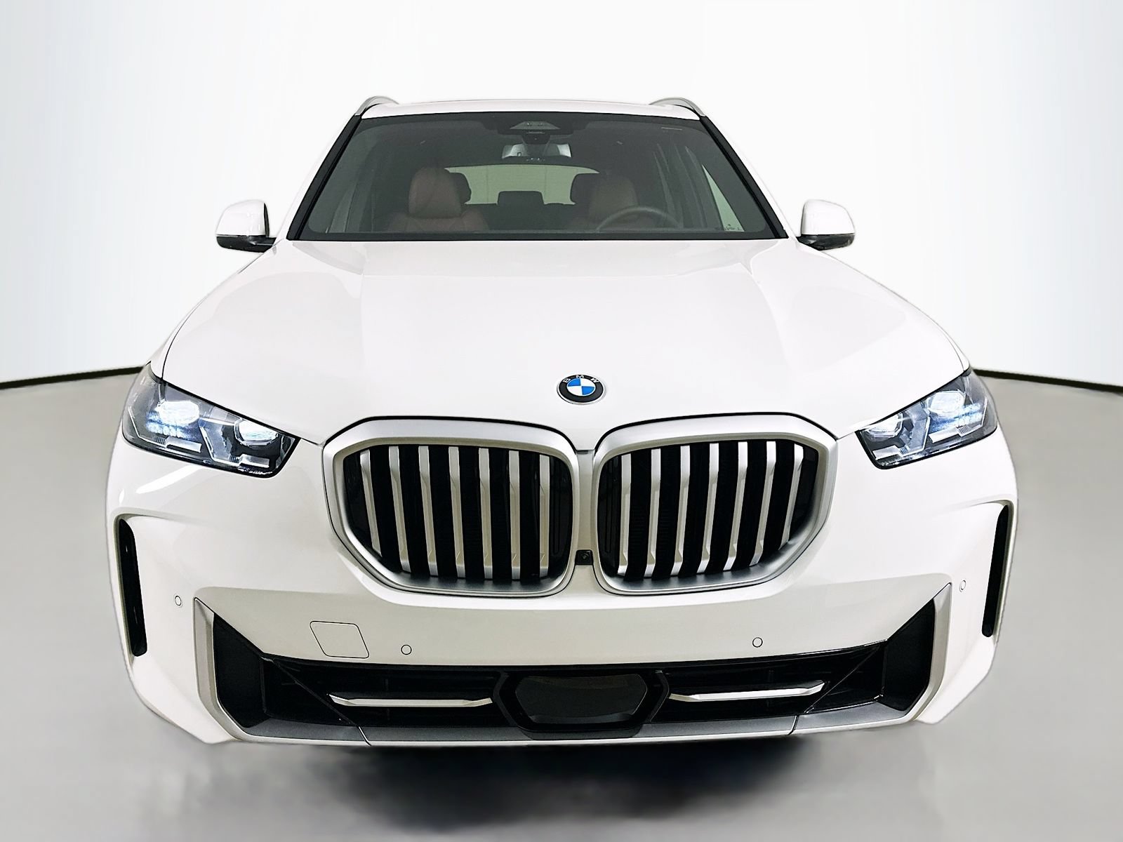 New 2026 BMW X5 xDrive40i w/ Executive Package AWD/4WD image 2