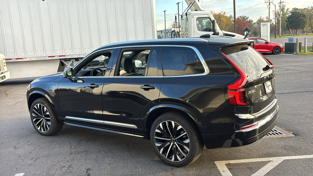 New 2027 Volvo XC90 T8 Ultra AWD/4WD image 4