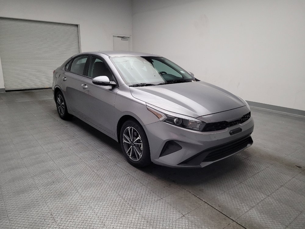 Used 2023 Kia Forte LXS w/ LXS Technology Package FWD image 13