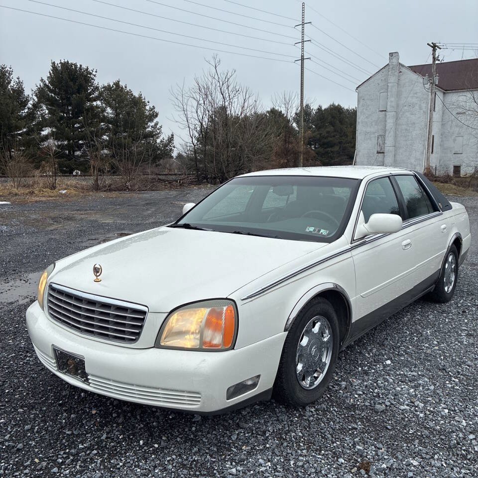 Used 2002 Cadillac De Ville w/ Comfort/Convenience Pkg image 2