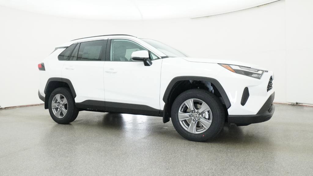New 2025 Toyota RAV4 XLE image 31
