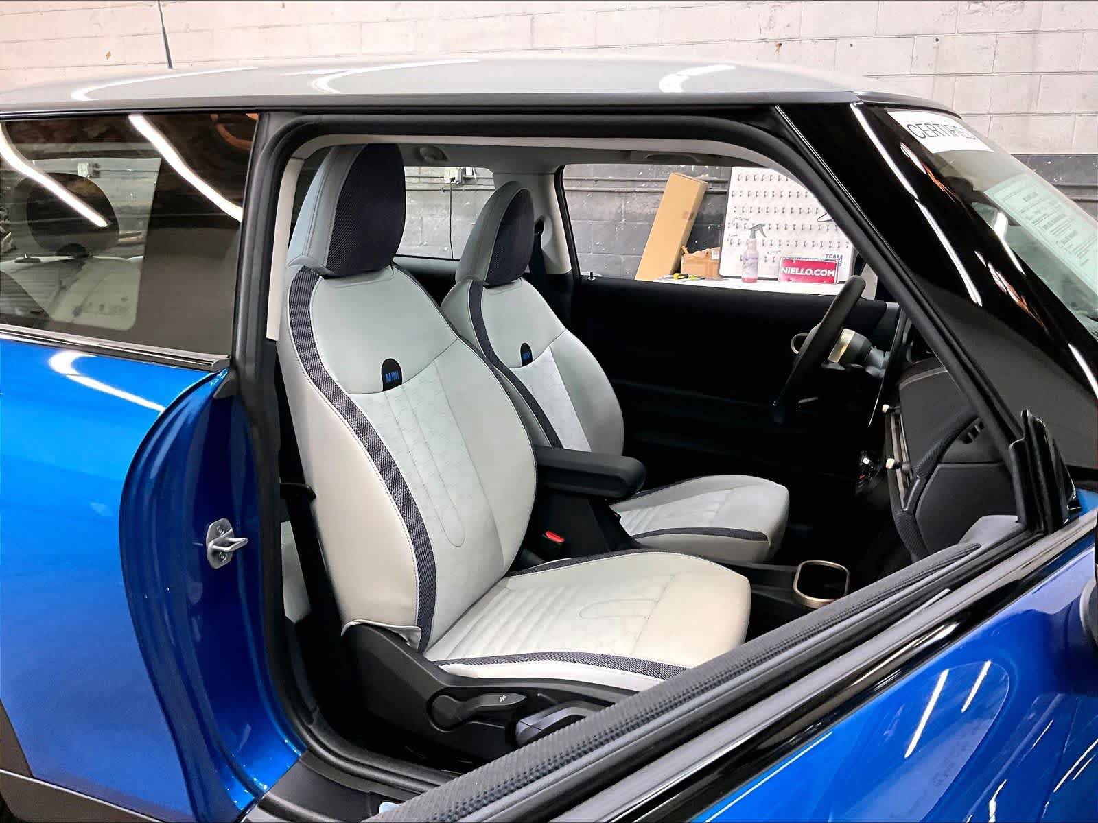 Used 2025 MINI Cooper S FWD image 10