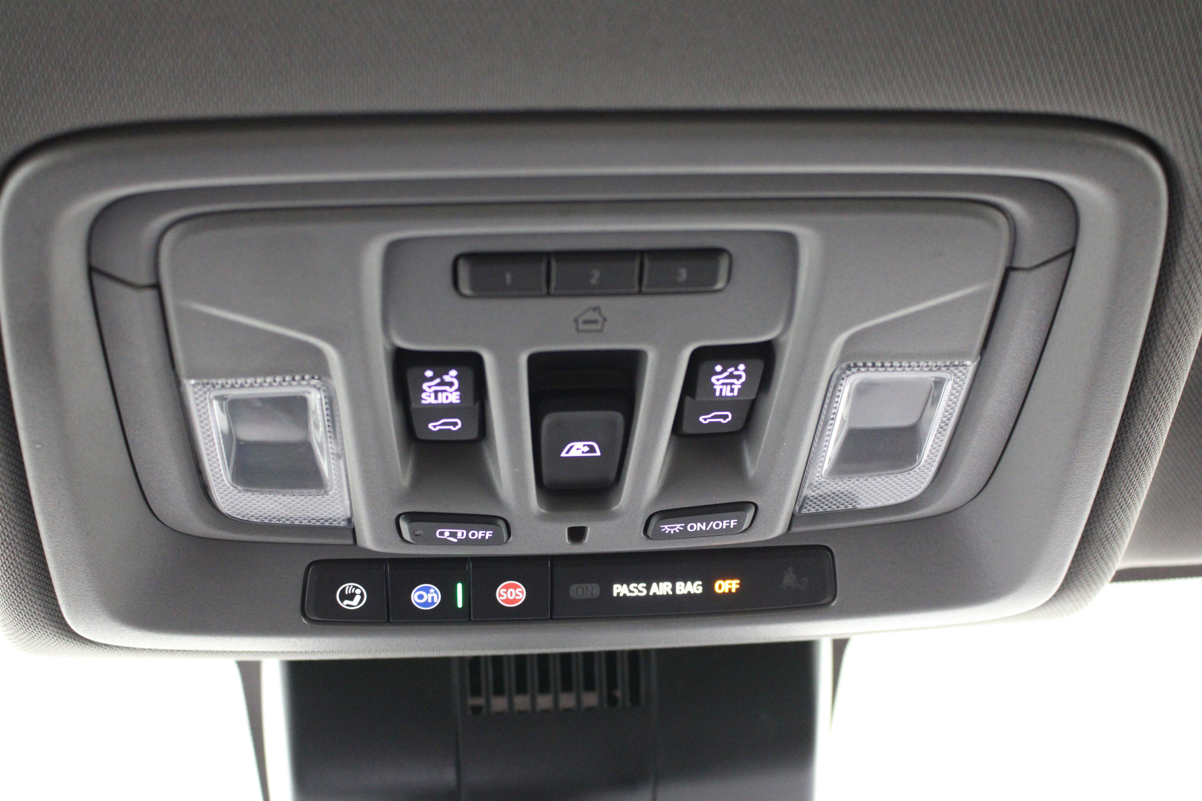 Used 2024 Chevrolet Silverado 1500 LT Trail Boss w/ LT Trail Boss Premium Package AWD/4WD image 18