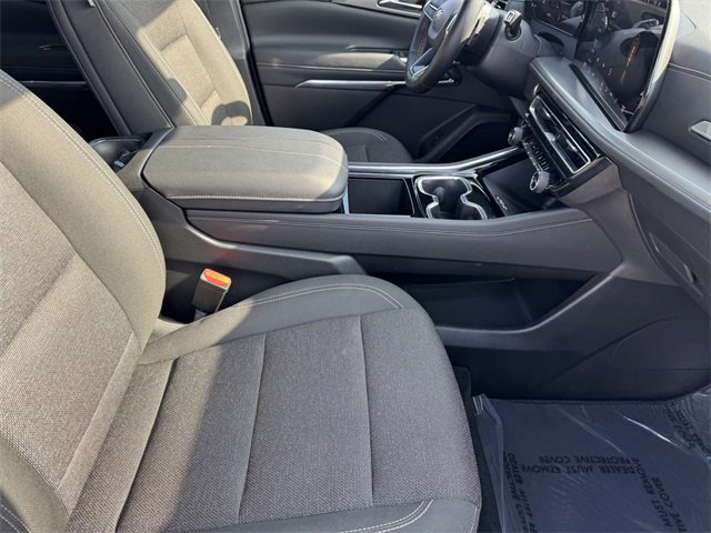 Certified 2025 Chevrolet Traverse LT image 6