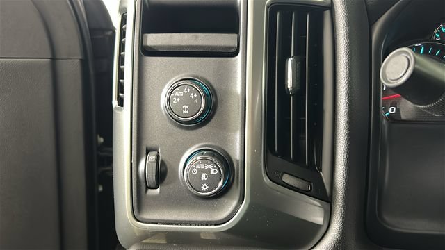 Used 2015 Chevrolet Silverado 1500 LT w/ All Star Edition AWD/4WD image 19
