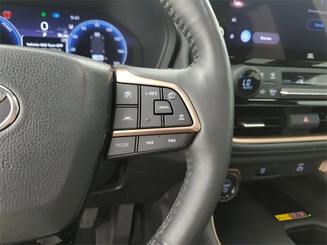 Used 2024 Toyota Grand Highlander AWD Hybrid image 26