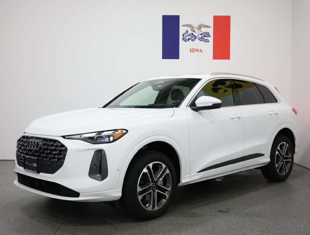 Used 2025 Audi Q5 Premium w/ Convenience Package AWD/4WD image 8