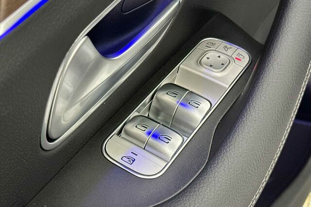 Certified 2025 Mercedes-Benz GLE 350 4MATIC image 12