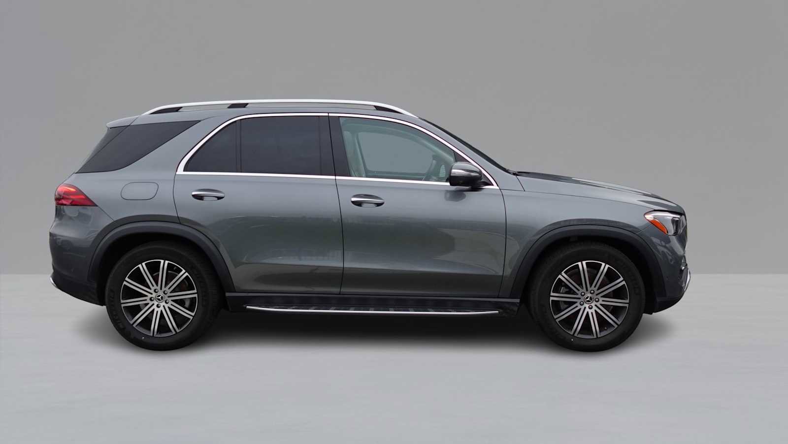 Used 2026 Mercedes-Benz GLE 350 4MATIC image 4