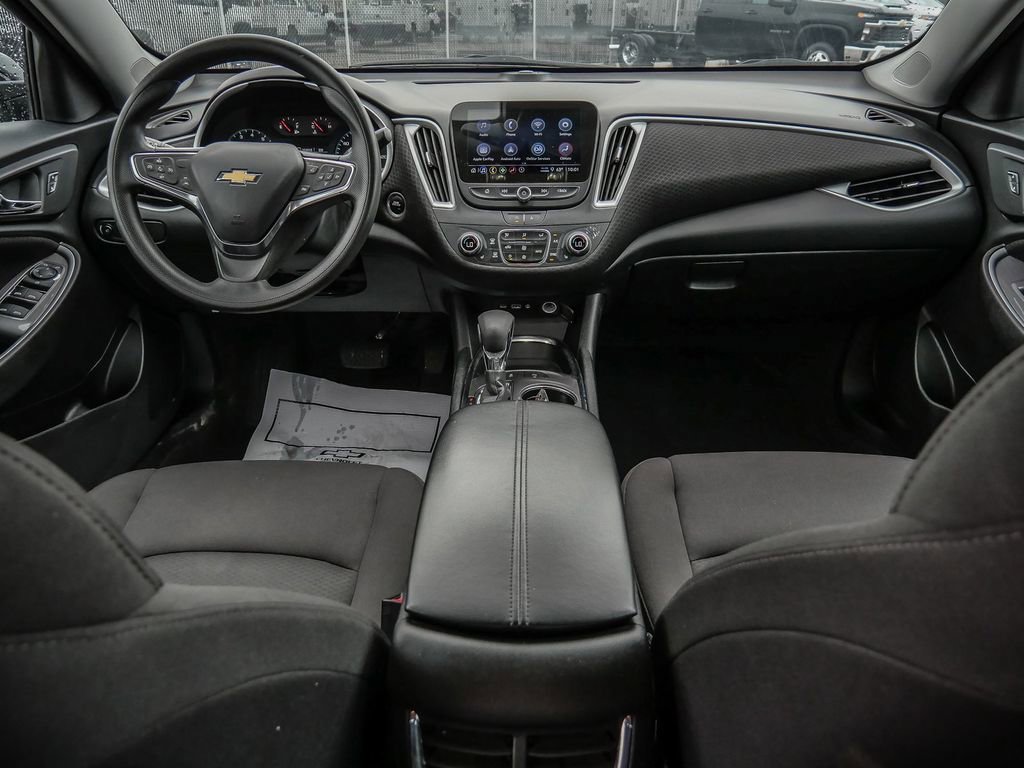 Used 2024 Chevrolet Malibu LT image 22