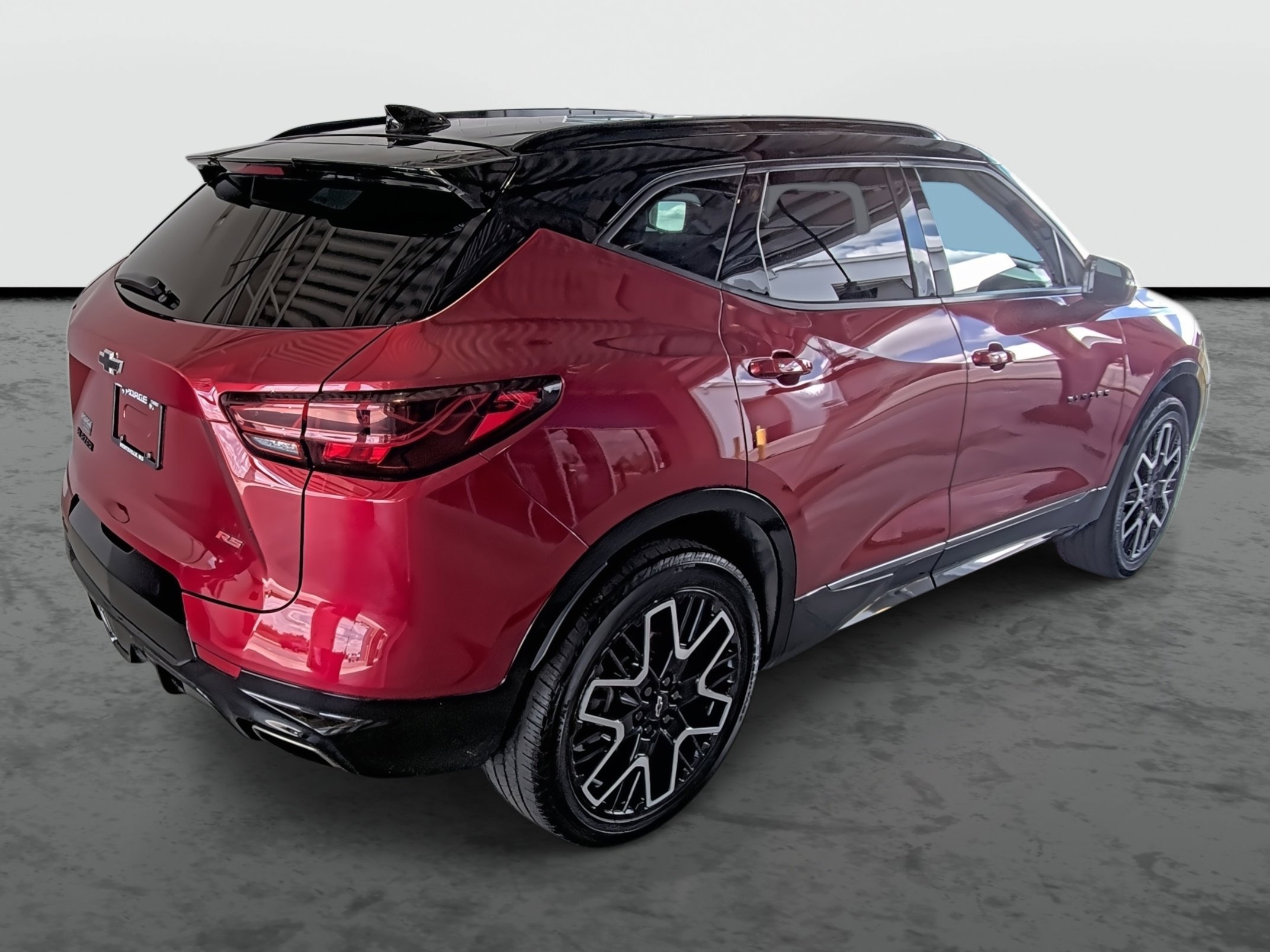 Used 2023 Chevrolet Blazer RS w/ Enhanced Convenience Package FWD image 4