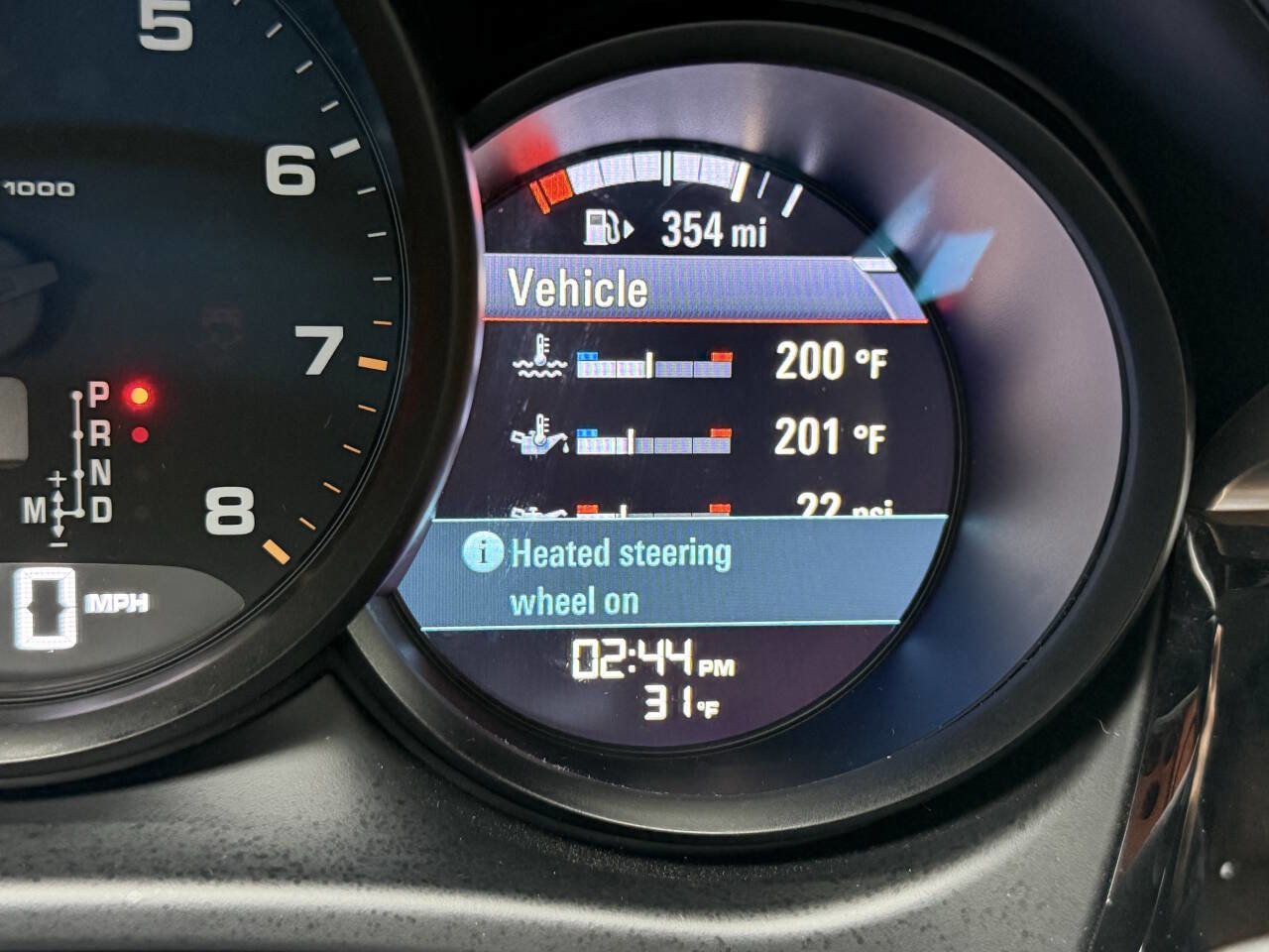 Used 2018 Porsche Macan Base AWD 4dr SUV image 31
