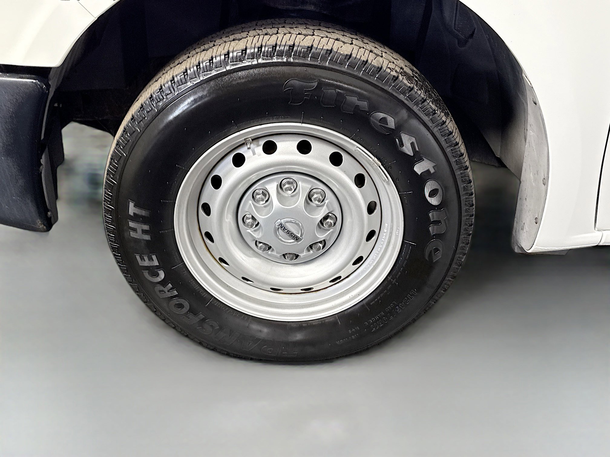 Used 2017 Nissan NV 3500 S w/ Power Package image 31